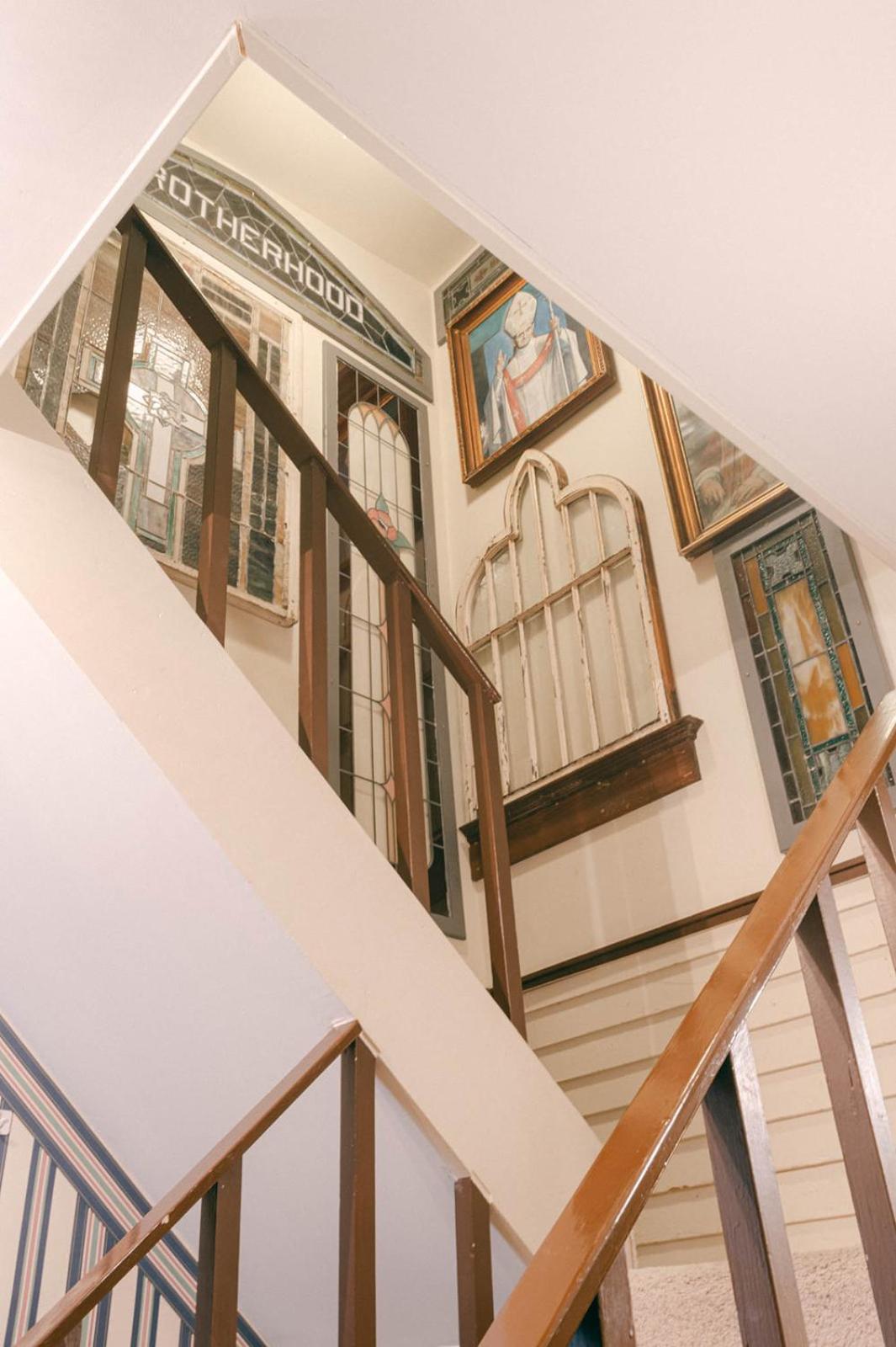 The Wolf Manor Bed & Breakfast Ellinwood Екстериор снимка